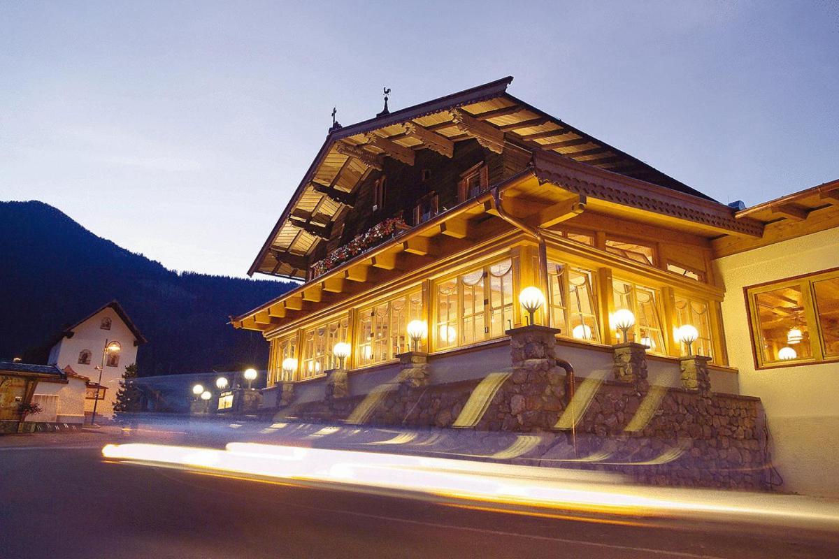 Hotel Hubertus Mit Erlebnislandgasthof Reitherwirt كيتزبوهيل المظهر الخارجي الصورة