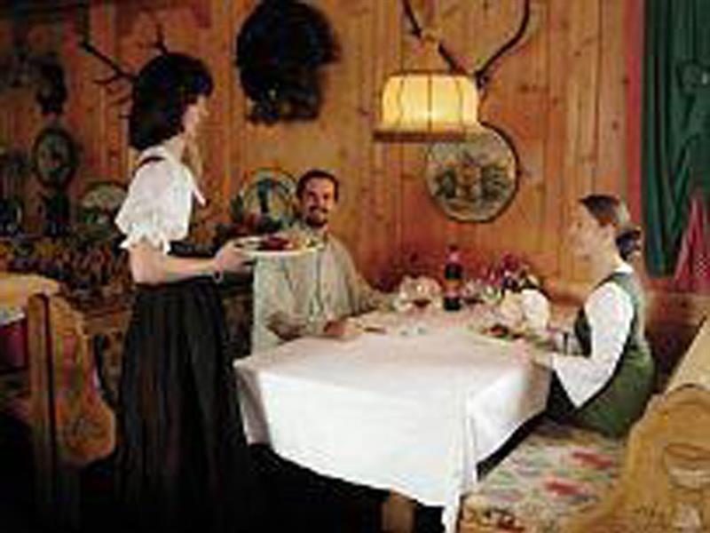 Hotel Hubertus Mit Erlebnislandgasthof Reitherwirt كيتزبوهيل المظهر الخارجي الصورة