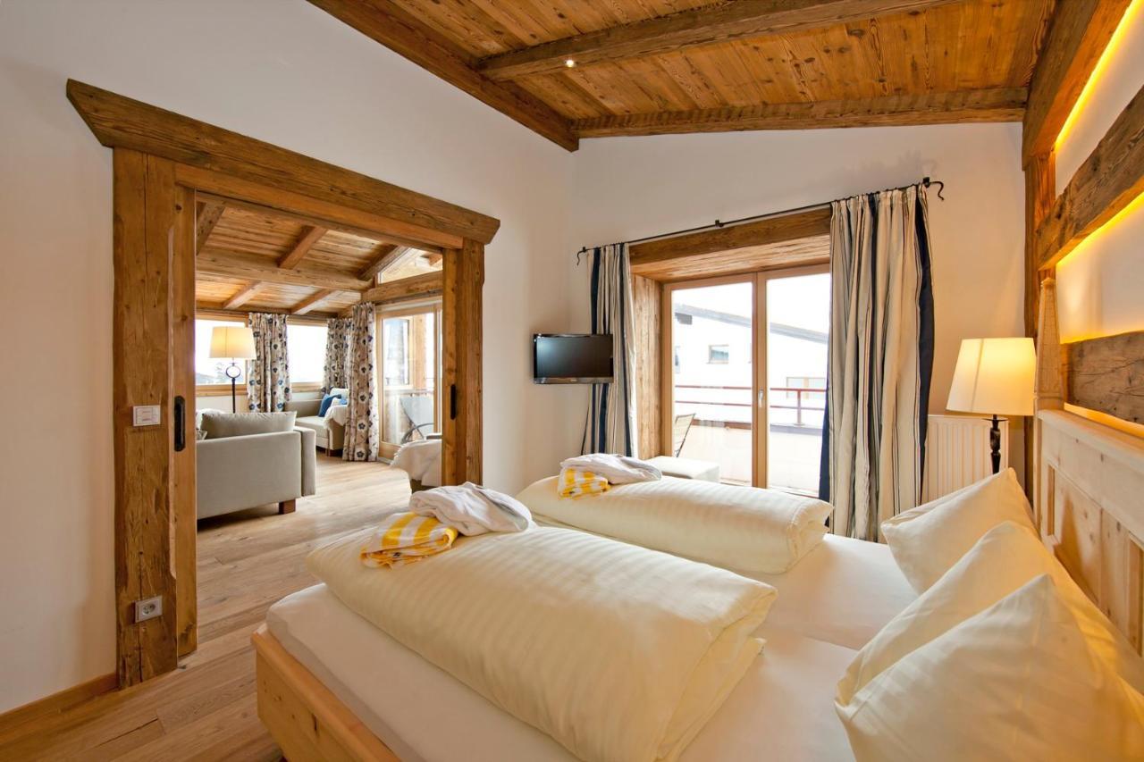 Hotel Hubertus Mit Erlebnislandgasthof Reitherwirt كيتزبوهيل المظهر الخارجي الصورة